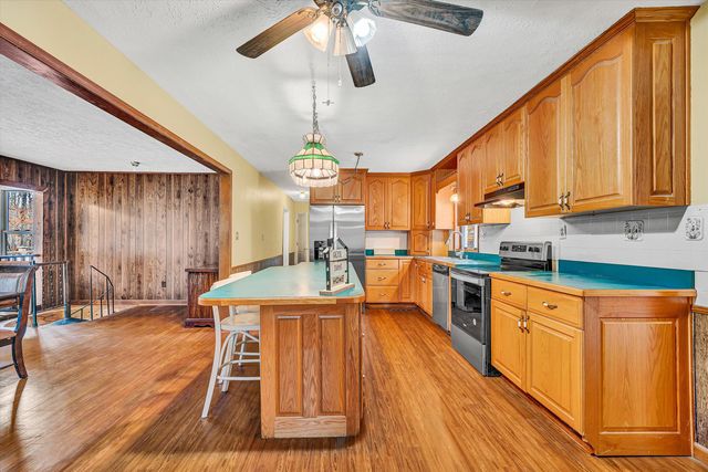 320 Fingerlake RD, Penhook, VA 24137