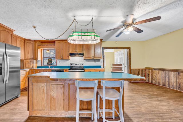 320 Fingerlake RD, Penhook, VA 24137