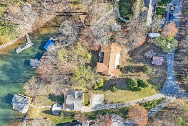 320 Fingerlake RD, Penhook, VA 24137