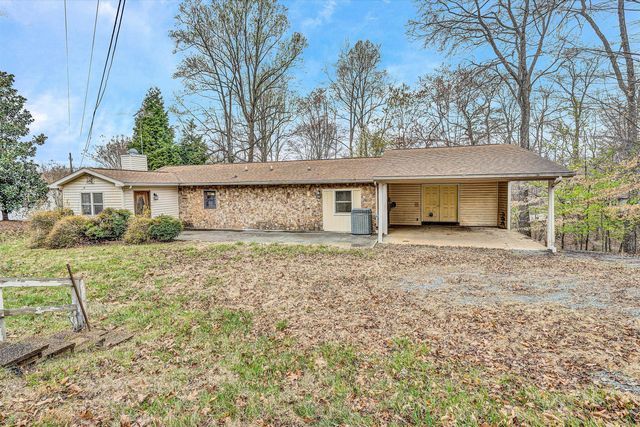 320 Fingerlake RD, Penhook, VA 24137