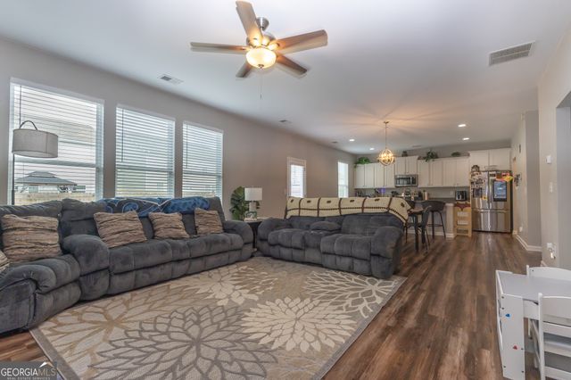159 Red Birch Lane, Warner Robins, GA 31093