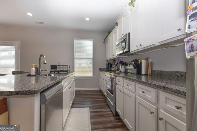159 Red Birch Lane, Warner Robins, GA 31093