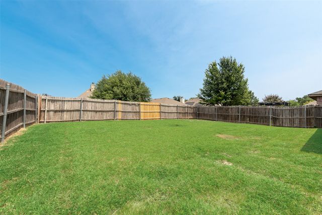 215 Timber Drive, Princeton, TX 75407