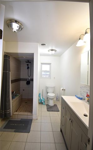 8502 Braes Meadow Drive, Houston, TX 77071