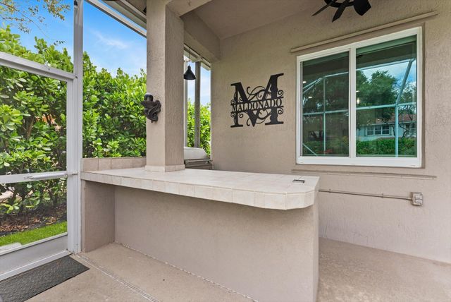 7653 NW 70th Avenue, Parkland, FL 33067