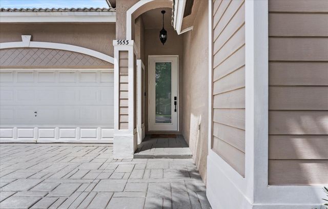 7653 NW 70th Avenue, Parkland, FL 33067