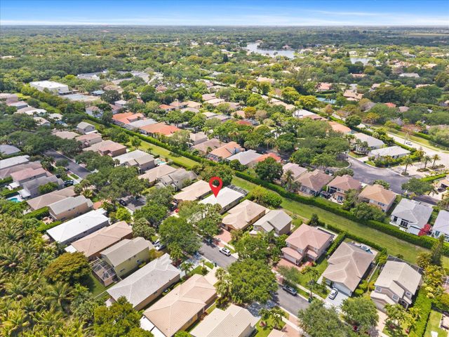 7653 NW 70th Avenue, Parkland, FL 33067