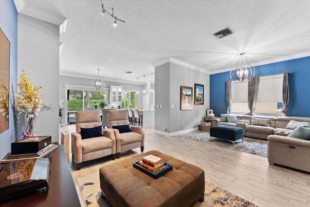 7653 NW 70th Avenue, Parkland, FL 33067