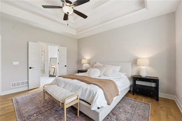 13475 Terrace Park Drive, Parkville, MO 64152