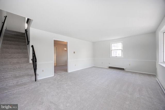 15 CHAR MAR LN, Royersford, PA 19468