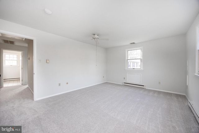 15 CHAR MAR LN, Royersford, PA 19468