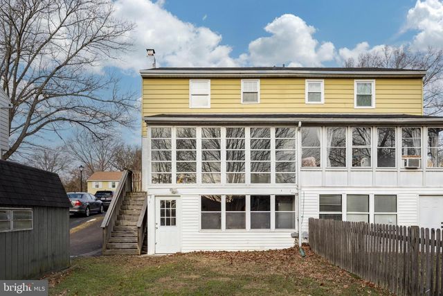 15 CHAR MAR LN, Royersford, PA 19468