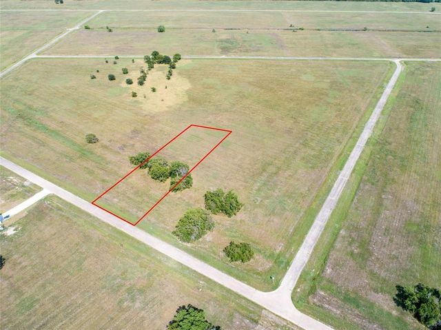 307 Colt Trail, Angleton, TX 77515