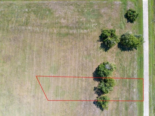 307 Colt Trail, Angleton, TX 77515