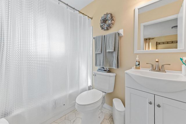 2182 SE Shipping Road, Port St Lucie, FL 34952