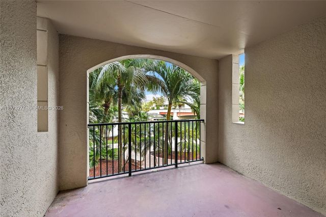 17150 N Bay Rd 2210, Sunny Isles Beach, FL 33160