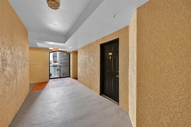 17150 N Bay Rd 2210, Sunny Isles Beach, FL 33160