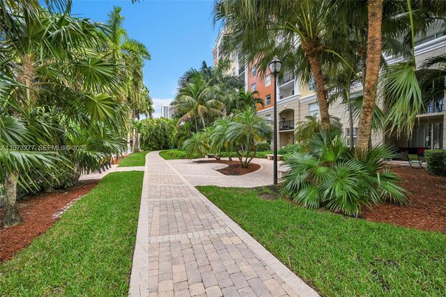 17150 N Bay Rd 2210, Sunny Isles Beach, FL 33160