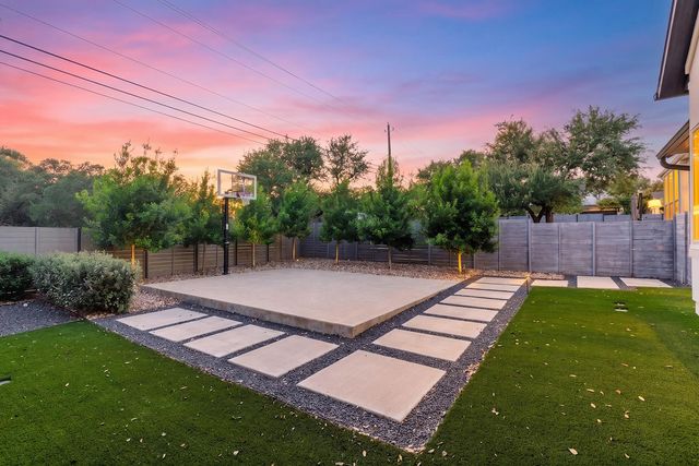 229 Iva June LN, Georgetown, TX 78628