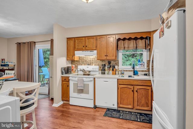 396 WHITESIDE AVE, Highspire, PA 17034
