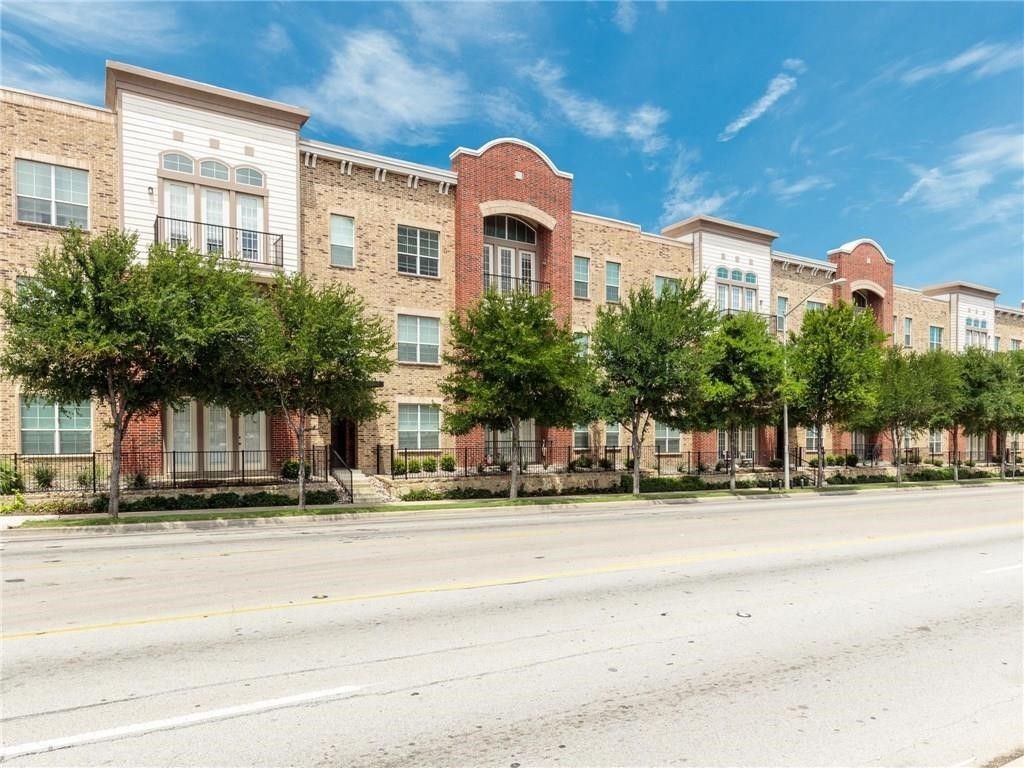 950 Henderson Street 1304, Fort Worth, TX 76102