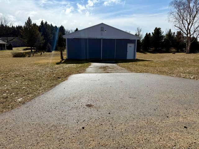 705 Timberline Drive SE, Oronoco, MN 55960