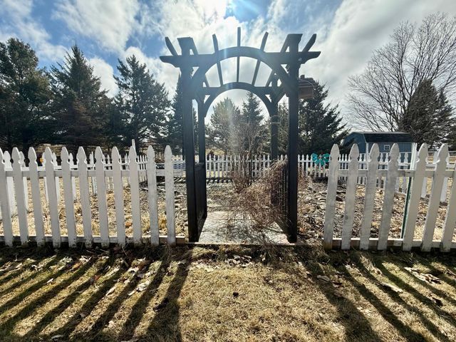 705 Timberline Drive SE, Oronoco, MN 55960