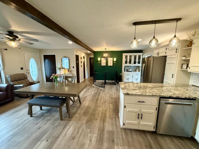 705 Timberline Drive SE, Oronoco, MN 55960