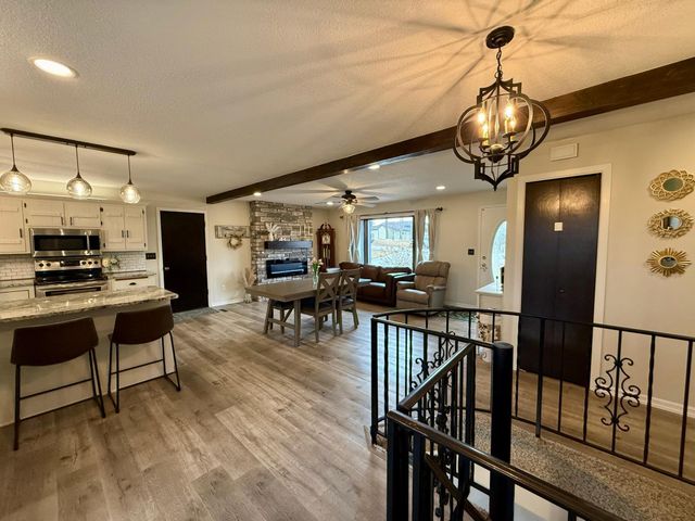 705 Timberline Drive SE, Oronoco, MN 55960