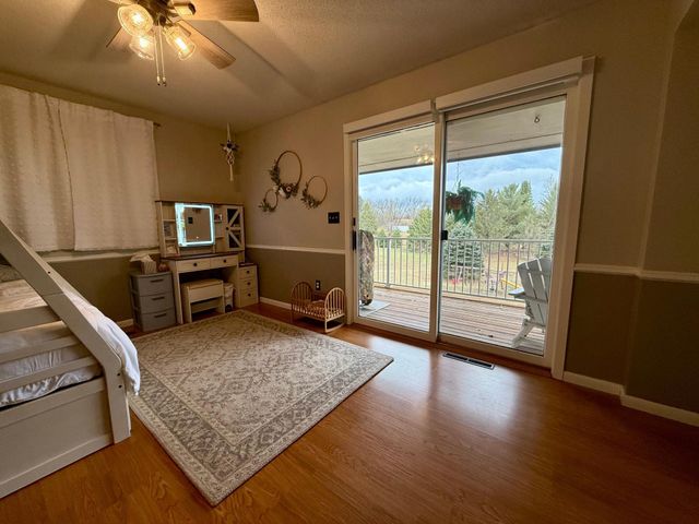 705 Timberline Drive SE, Oronoco, MN 55960