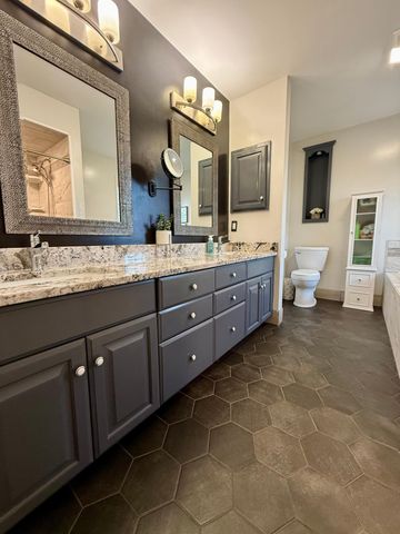 705 Timberline Drive SE, Oronoco, MN 55960