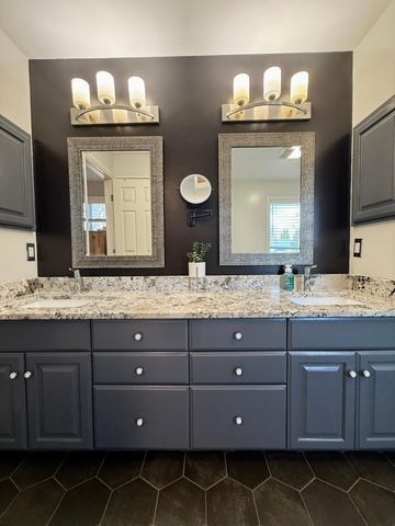 705 Timberline Drive SE, Oronoco, MN 55960