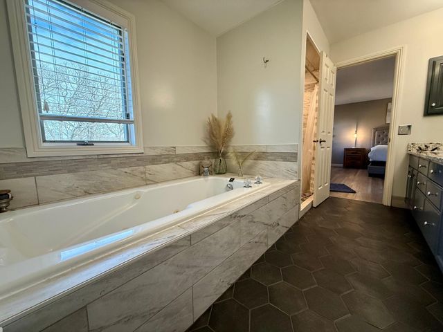 705 Timberline Drive SE, Oronoco, MN 55960