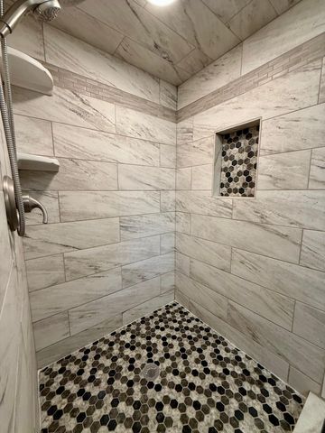 705 Timberline Drive SE, Oronoco, MN 55960