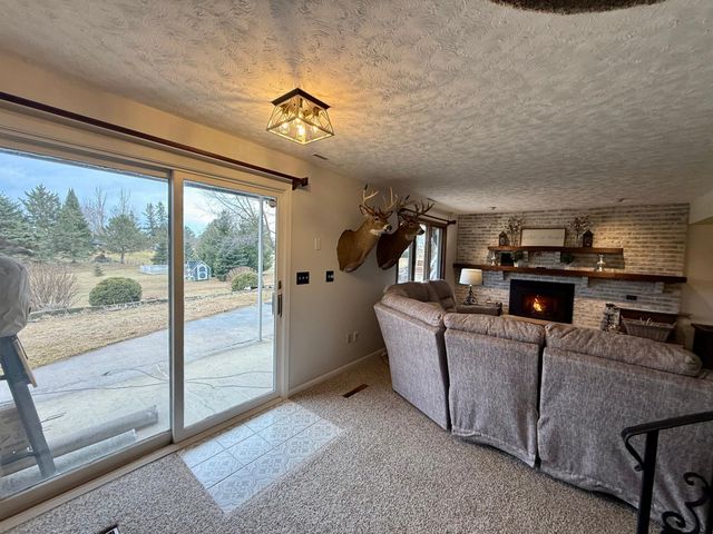 705 Timberline Drive SE, Oronoco, MN 55960