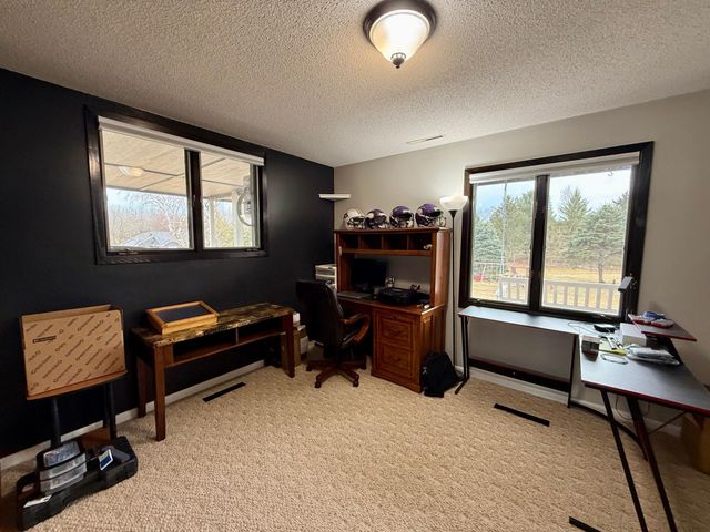 705 Timberline Drive SE, Oronoco, MN 55960