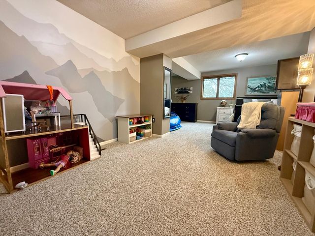 705 Timberline Drive SE, Oronoco, MN 55960