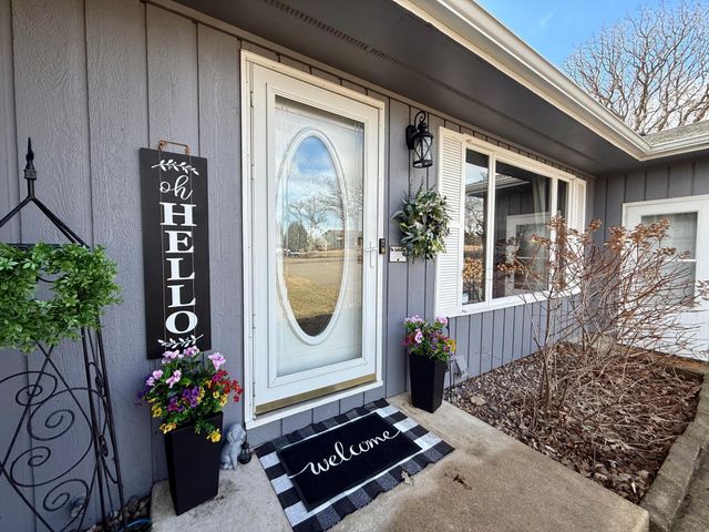 705 Timberline Drive SE, Oronoco, MN 55960