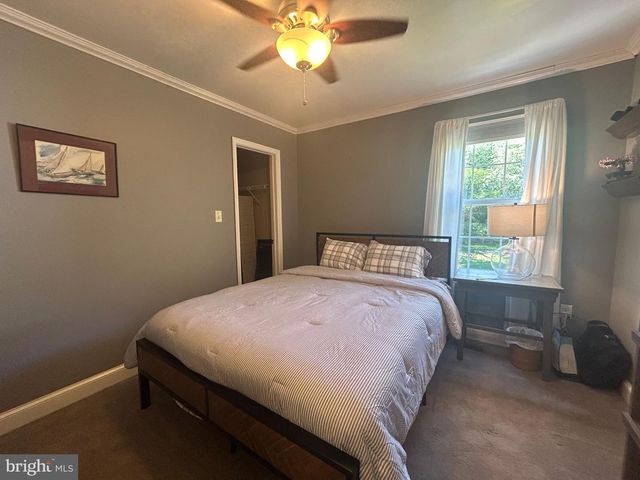 1582 SNUG RD, Shady Side, MD 20764
