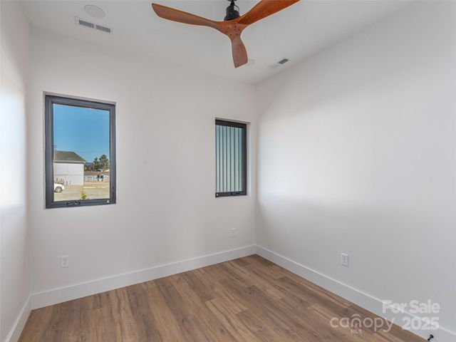 11 Leap Frog Park, Waynesville, NC 28786