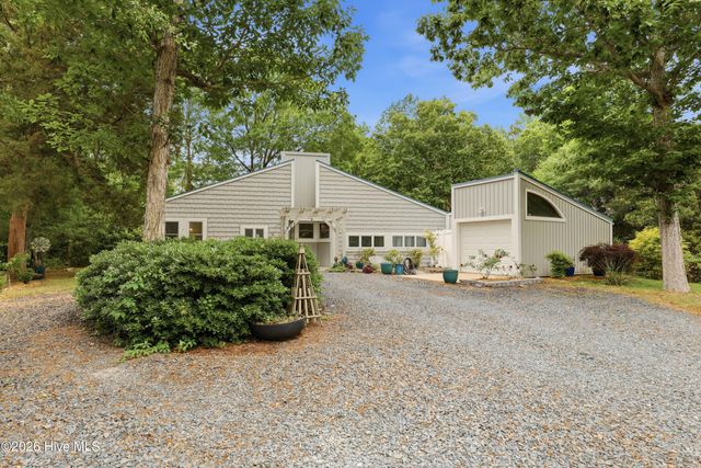 7 Oakbark Court, Calabash, NC 28467