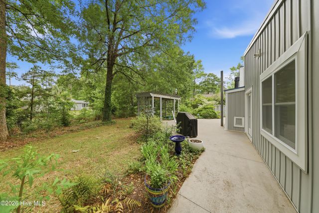 7 Oakbark Court, Calabash, NC 28467