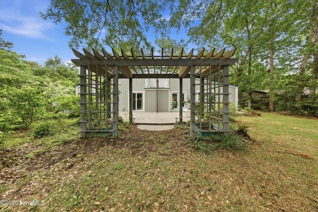 7 Oakbark Court, Calabash, NC 28467