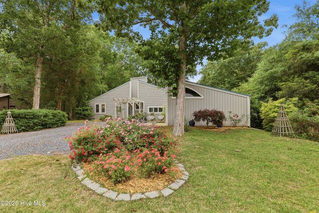 7 Oakbark Court, Calabash, NC 28467