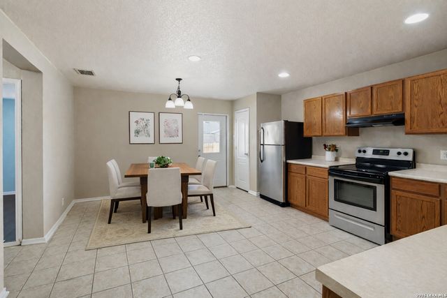 9823 Carswell Peak, San Antonio, TX 78245