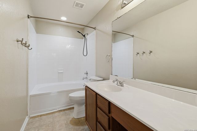 9823 Carswell Peak, San Antonio, TX 78245