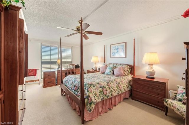 2378 Gulf Shore BLVD N 303, Naples, FL 34103