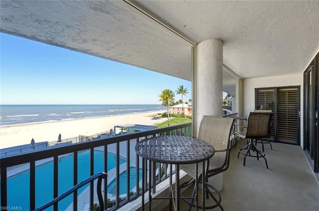 2378 Gulf Shore BLVD N 303, Naples, FL 34103