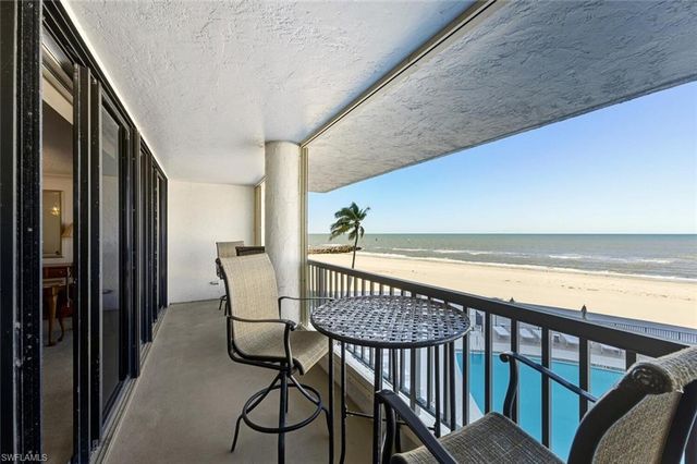 2378 Gulf Shore BLVD N 303, Naples, FL 34103