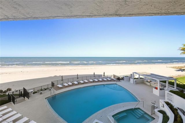 2378 Gulf Shore BLVD N 303, Naples, FL 34103